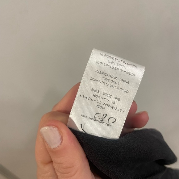 Equipment Riley Metallic Floral-Print Tee - Picture 7 of 10